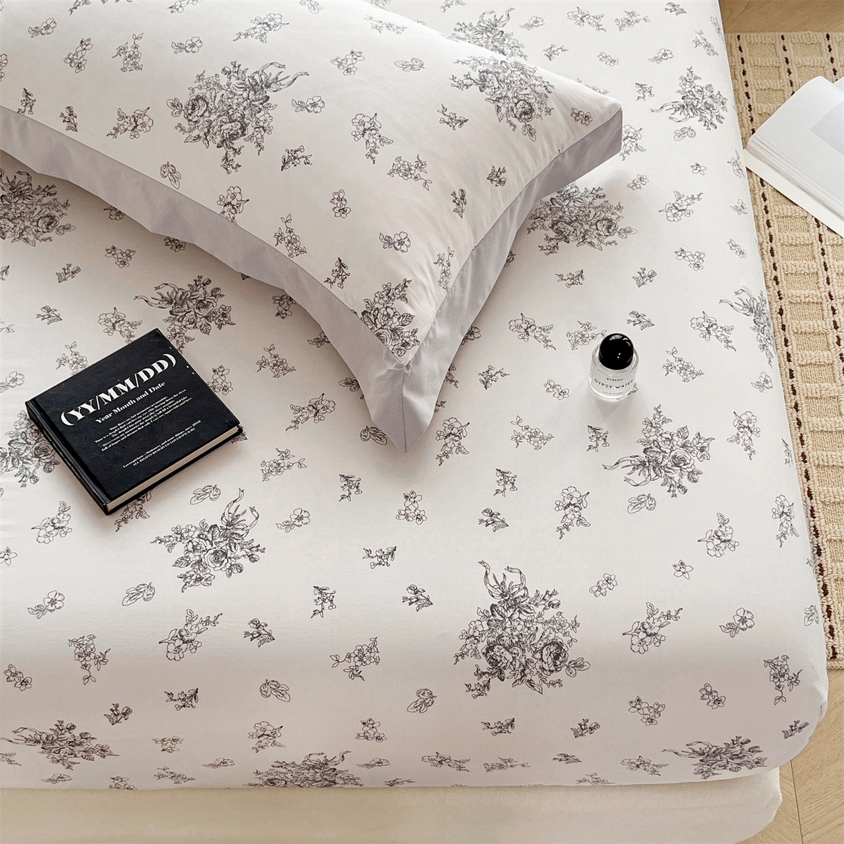 91家纺网 家纺一手货源 找家纺 慕木家纺 2026新款A类纯色印花慕丝棉床笠系列（抽空压缩可供跨境）（提供买家秀） 墨芳