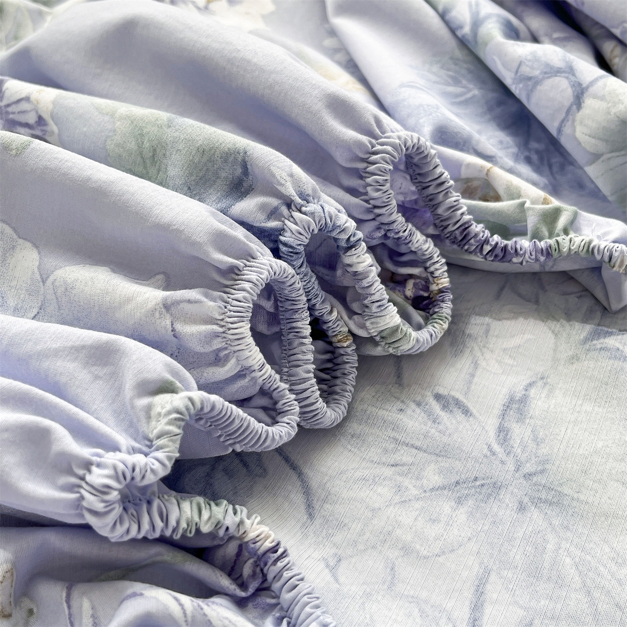 91家纺网 家纺一手货源 找家纺 慕木家纺 2026新款A类纯色印花慕丝棉床笠系列（抽空压缩可供跨境）（提供买家秀） 蓝庭叙