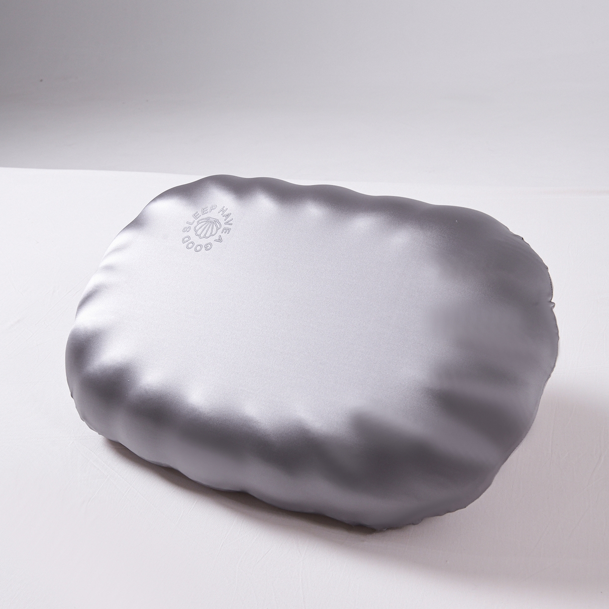 91家纺网 家纺一手货源 找家纺 （总）圣靓家纺 2026春夏新款贝壳零压力生物基枕慢回弹护颈椎枕头记忆棉枕芯