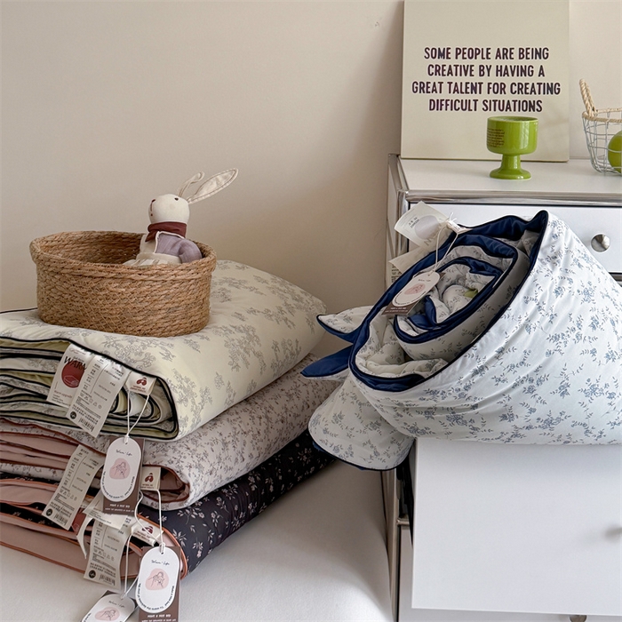 91家纺网 家纺一手货源 找家纺 （总）暖生活 2026新款A类冰皮氨纶凉感夏被 被子被芯