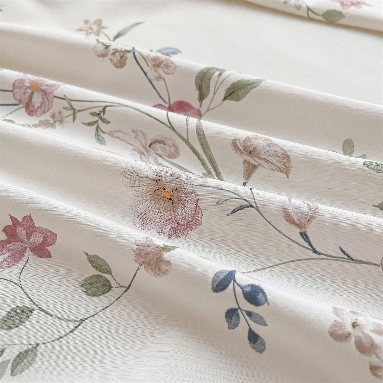 91家纺网 家纺一手货源 找家纺 慕木家纺 2026新款A类纯色印花慕丝棉床笠系列（抽空压缩可供跨境）（提供买家秀） 洛可可