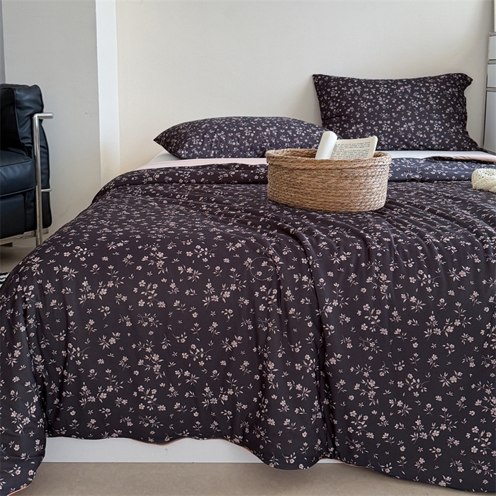 91家纺网 家纺一手货源 找家纺 暖生活 2026新款A类冰皮氨纶凉感夏被 被子被芯 暮粉樱花