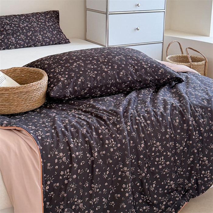 91家纺网 家纺一手货源 找家纺 暖生活 2026新款A类冰皮氨纶凉感夏被 被子被芯 暮粉樱花