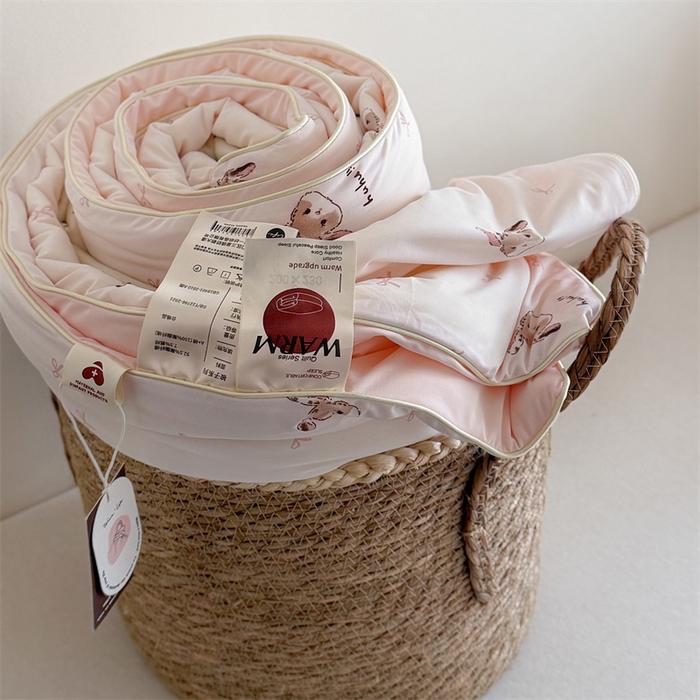 91家纺网 家纺一手货源 找家纺 暖生活 2026新款A类冰皮氨纶凉感夏被 被子被芯 奶白小兔