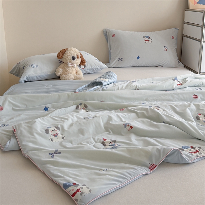 91家纺网 家纺一手货源 找家纺 暖生活 2026新款A类冰皮氨纶凉感夏被 被子被芯 奶蓝小狗