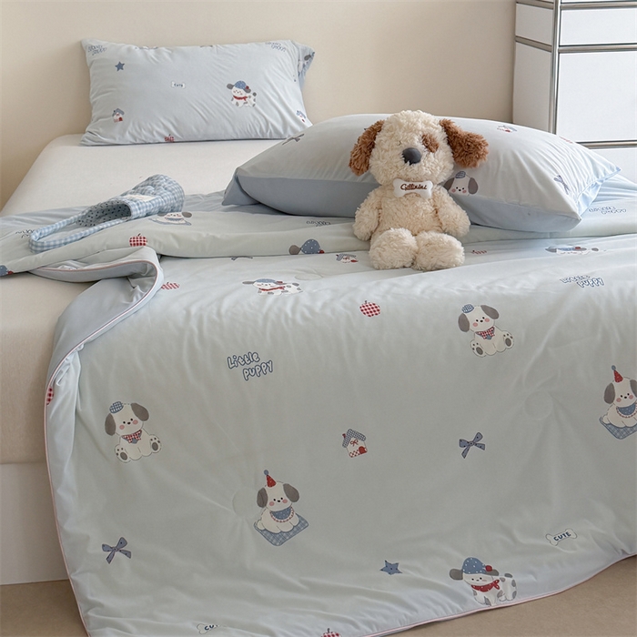 91家纺网 家纺一手货源 找家纺 暖生活 2026新款A类冰皮氨纶凉感夏被 被子被芯 奶蓝小狗