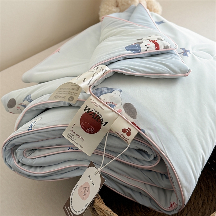 91家纺网 家纺一手货源 找家纺 暖生活 2026新款A类冰皮氨纶凉感夏被 被子被芯 奶蓝小狗