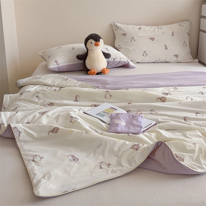 91家纺网 家纺一手货源 找家纺 暖生活 2026新款A类冰皮氨纶凉感夏被 被子被芯 企鹅小鱼