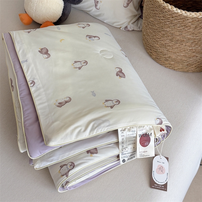 91家纺网 家纺一手货源 找家纺 暖生活 2026新款A类冰皮氨纶凉感夏被 被子被芯 企鹅小鱼