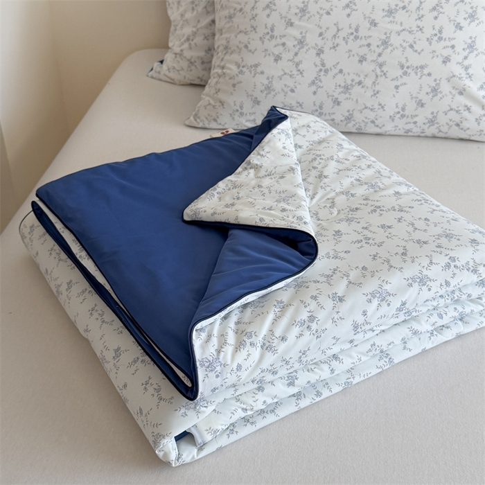 91家纺网 家纺一手货源 找家纺 暖生活 2026新款A类冰皮氨纶凉感夏被 被子被芯 清雅蓝