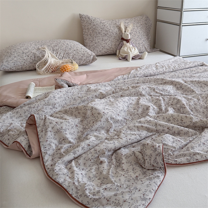 91家纺网 家纺一手货源 找家纺 暖生活 2026新款A类冰皮氨纶凉感夏被 被子被芯 晚香玉