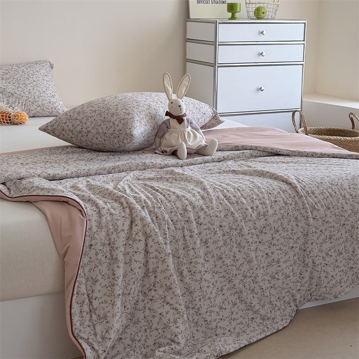 91家纺网 家纺一手货源 找家纺 暖生活 2026新款A类冰皮氨纶凉感夏被 被子被芯 晚香玉