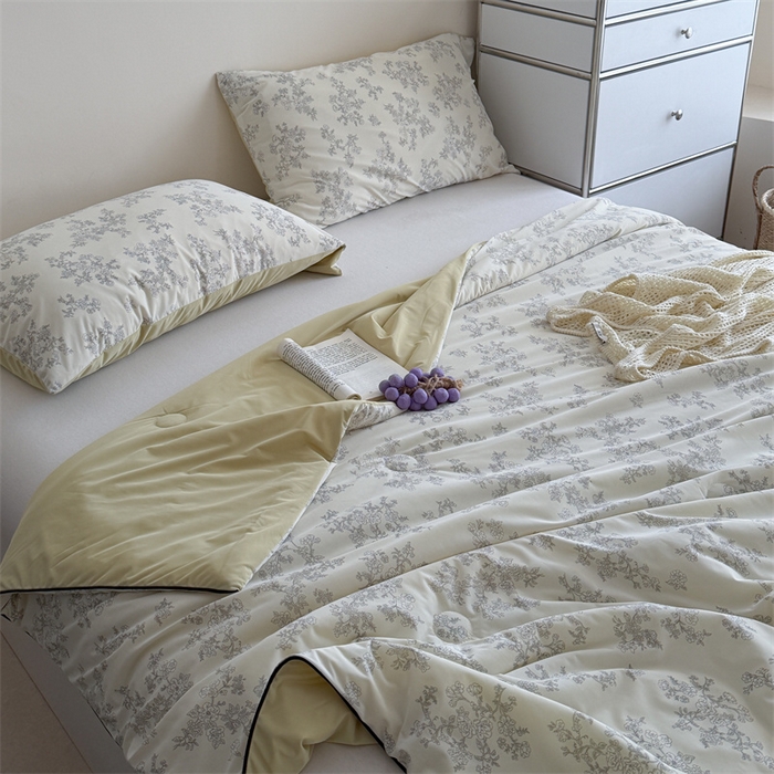 91家纺网 家纺一手货源 找家纺 暖生活 2026新款A类冰皮氨纶凉感夏被 被子被芯 午夜巴黎