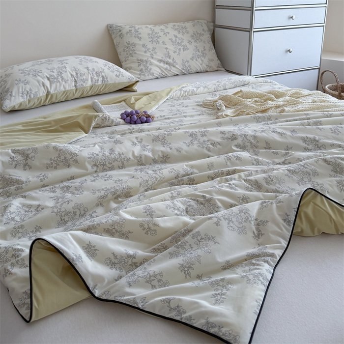 91家纺网 家纺一手货源 找家纺 暖生活 2026新款A类冰皮氨纶凉感夏被 被子被芯 午夜巴黎