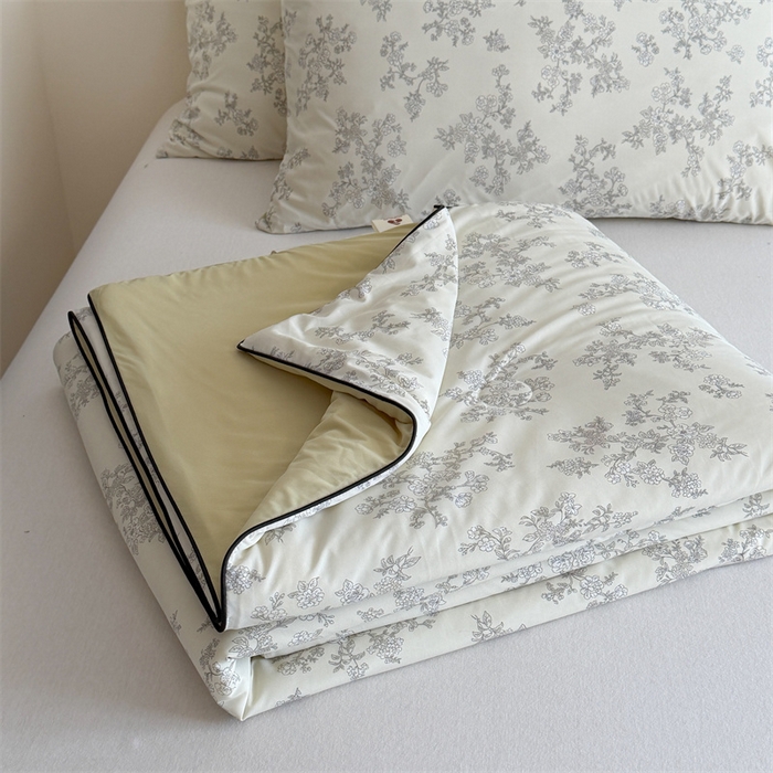 91家纺网 家纺一手货源 找家纺 暖生活 2026新款A类冰皮氨纶凉感夏被 被子被芯 午夜巴黎