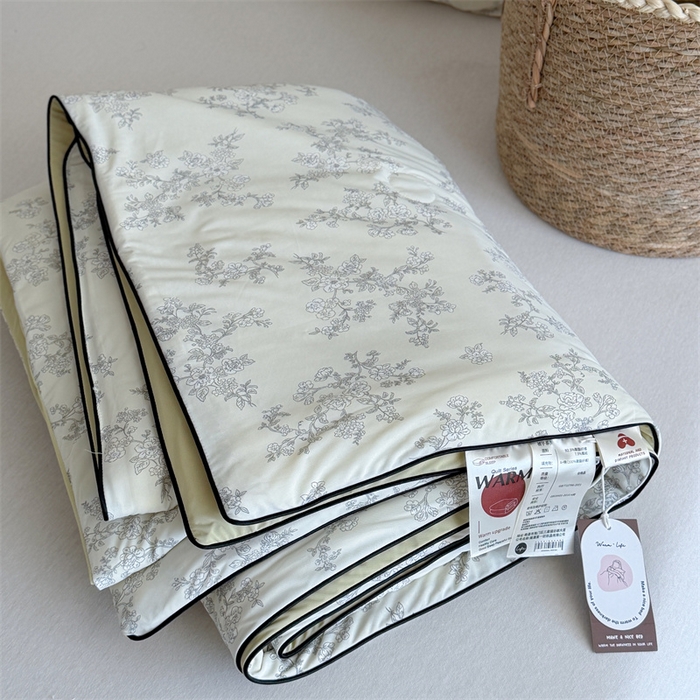 91家纺网 家纺一手货源 找家纺 暖生活 2026新款A类冰皮氨纶凉感夏被 被子被芯 午夜巴黎