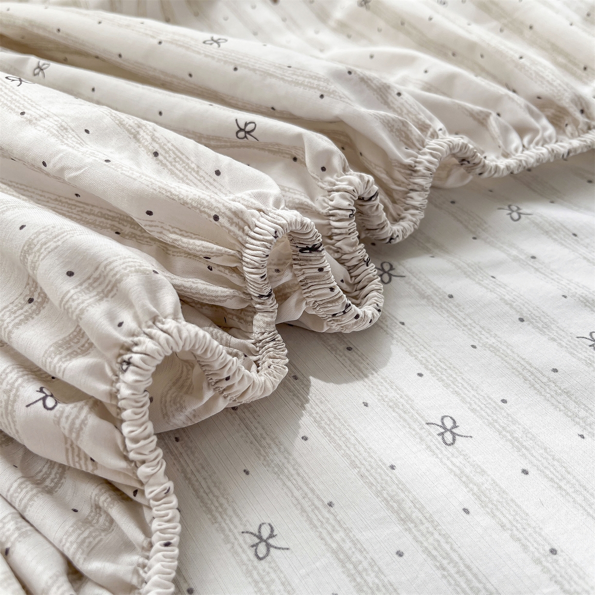 91家纺网 家纺一手货源 找家纺 慕木家纺 2026新款A类纯色印花慕丝棉床笠系列（抽空压缩可供跨境）（提供买家秀） 波点序章