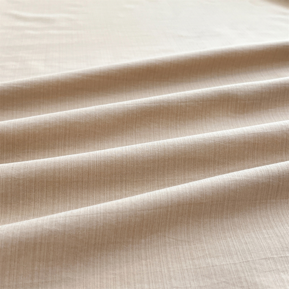 91家纺网 家纺一手货源 找家纺 慕木家纺 2026新款A类纯色印花慕丝棉床笠系列（抽空压缩可供跨境）（提供买家秀） 莫奈咖