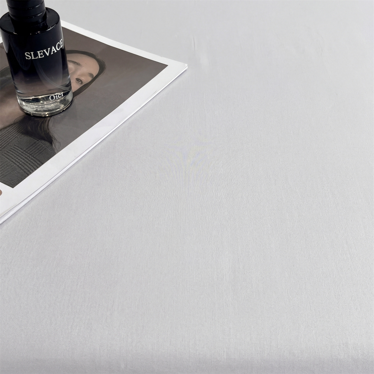 91家纺网 家纺一手货源 找家纺 慕木家纺 2026新款A类纯色印花慕丝棉床笠系列（抽空压缩可供跨境）（提供买家秀） 绅士灰