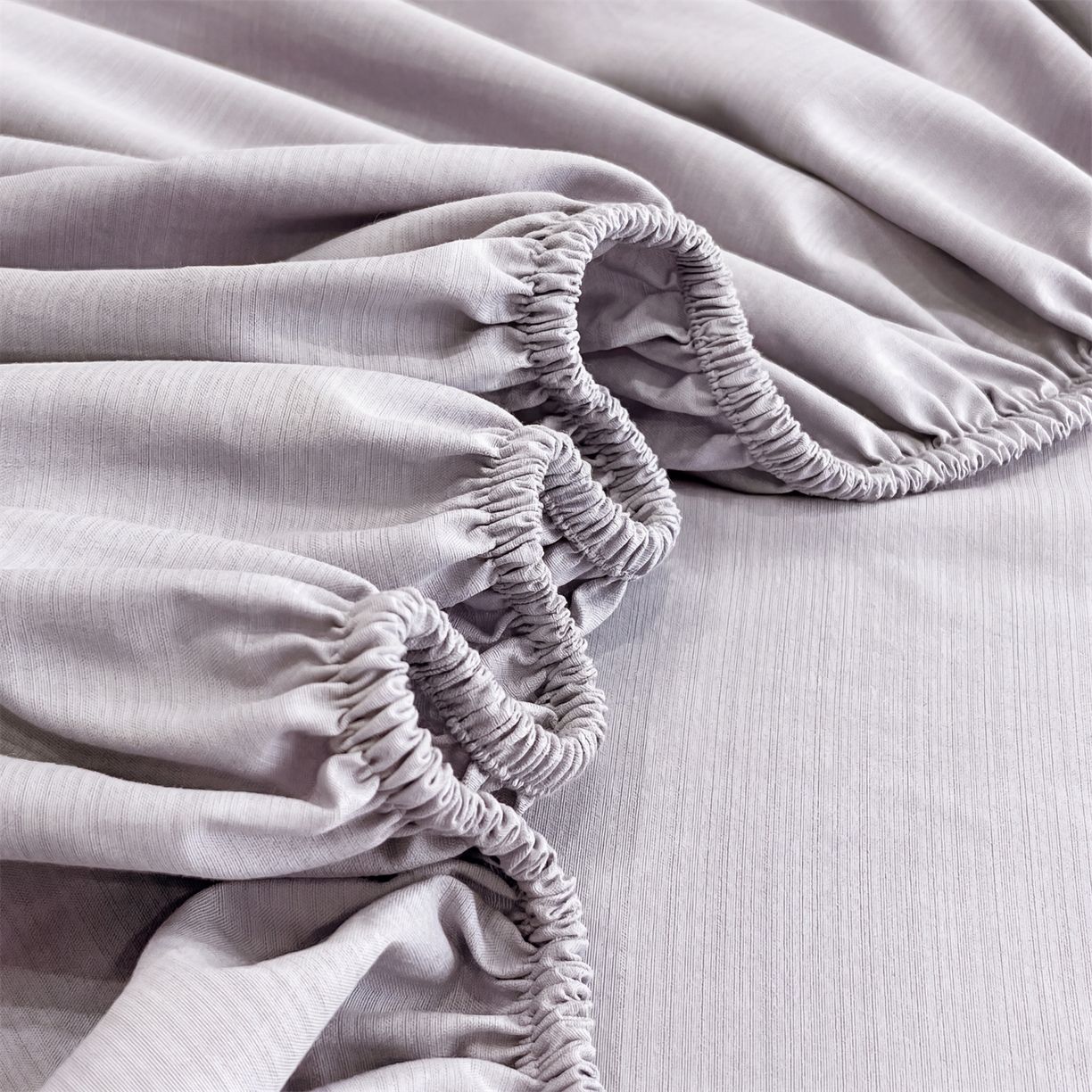 91家纺网 家纺一手货源 找家纺 慕木家纺 2026新款A类纯色印花慕丝棉床笠系列（抽空压缩可供跨境）（提供买家秀） 黛紫