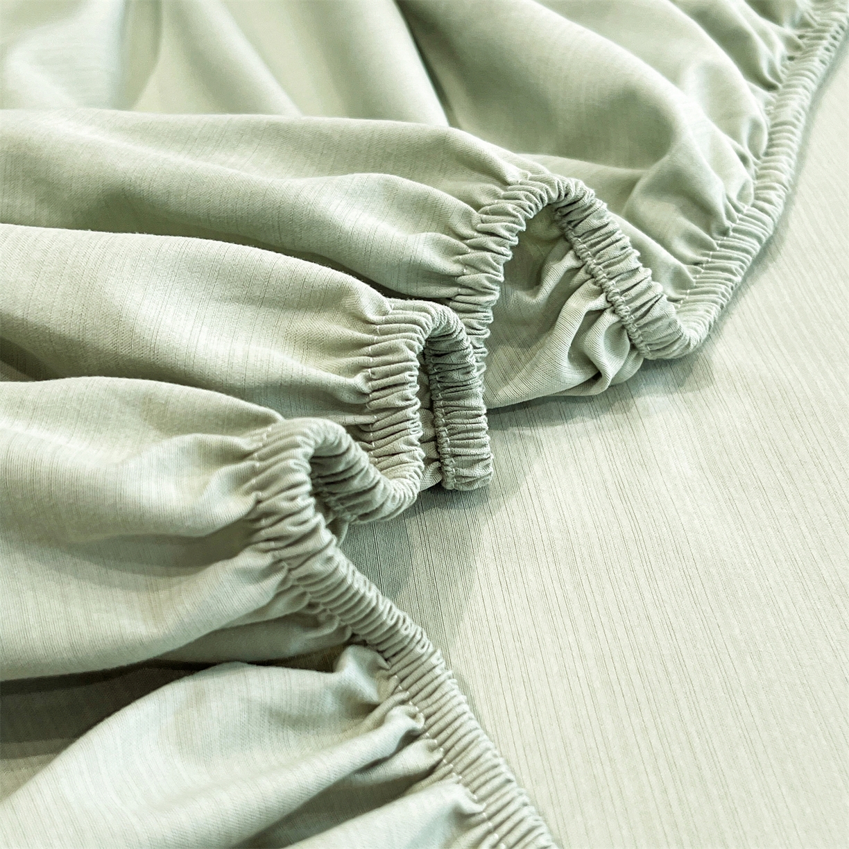 91家纺网 家纺一手货源 找家纺 慕木家纺 2026新款A类纯色印花慕丝棉床笠系列（抽空压缩可供跨境）（提供买家秀） 抹茶绿