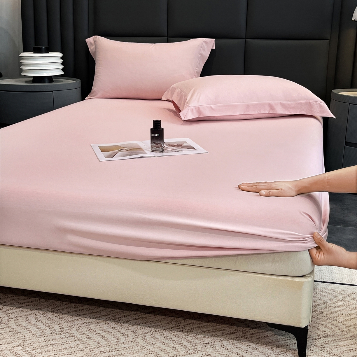 91家纺网 家纺一手货源 找家纺 慕木家纺 2026新款A类纯色印花慕丝棉床笠系列（抽空压缩可供跨境）（提供买家秀） 少女粉