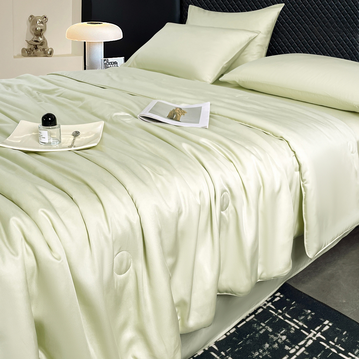 91家纺网 家纺一手货源 找家纺 尊妙被业 2026春夏新款莱赛尔天丝夏被蚕蛹蛋白夏被夏凉被空调被四件套-纯色款 艾绿