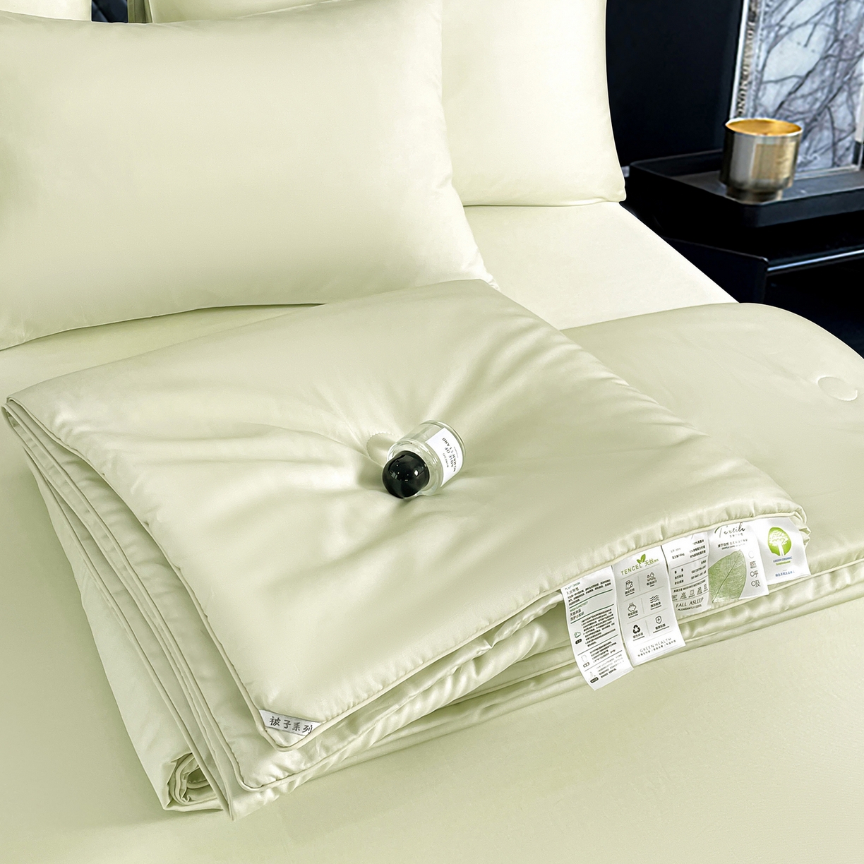 91家纺网 家纺一手货源 找家纺 尊妙被业 2026春夏新款莱赛尔天丝夏被蚕蛹蛋白夏被夏凉被空调被四件套-纯色款 艾绿