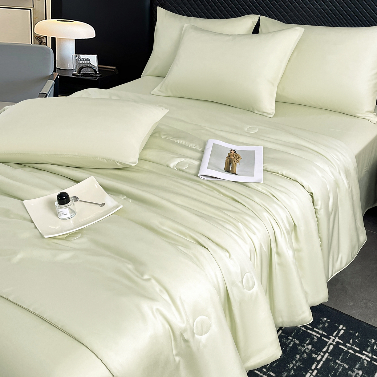 91家纺网 家纺一手货源 找家纺 尊妙被业 2026春夏新款莱赛尔天丝夏被蚕蛹蛋白夏被夏凉被空调被四件套-纯色款 艾绿