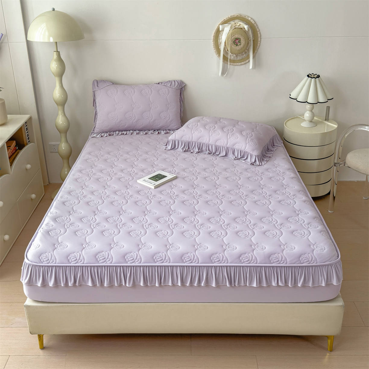 91家纺网 家纺一手货源 找家纺 （总）雯豆家纺 【10A抗菌】2026新品氨纶凉感丝花边床笠三件套+花边夏被夏凉被四件套