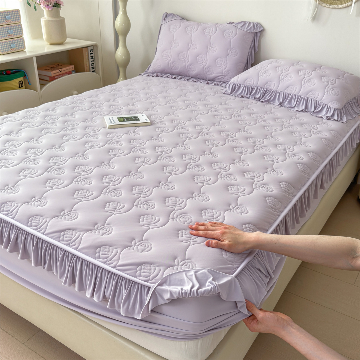 91家纺网 家纺一手货源 找家纺 雯豆家纺 【10A抗菌】2026新品氨纶凉感丝花边床笠三件套+花边夏被夏凉被四件套 氨纶花边床笠-香芋紫