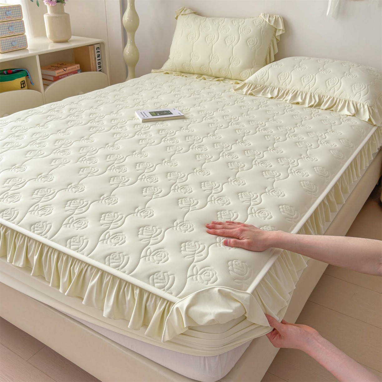 91家纺网 家纺一手货源 找家纺 雯豆家纺 【10A抗菌】2026新品氨纶凉感丝花边床笠三件套+花边夏被夏凉被四件套 氨纶花边床笠-奶黄