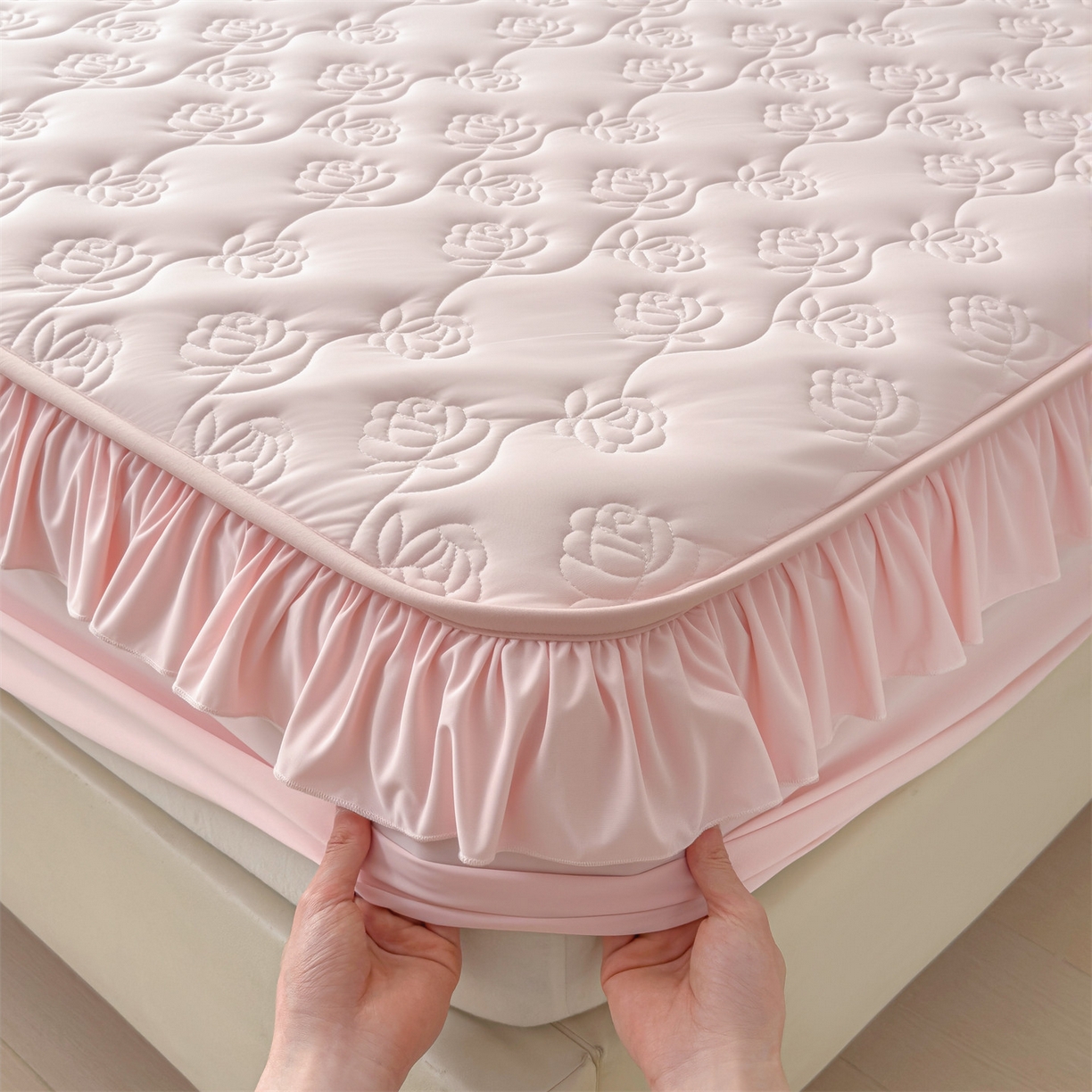 91家纺网 家纺一手货源 找家纺 雯豆家纺 【10A抗菌】2026新品氨纶凉感丝花边床笠三件套+花边夏被夏凉被四件套 氨纶花边床笠-浅粉