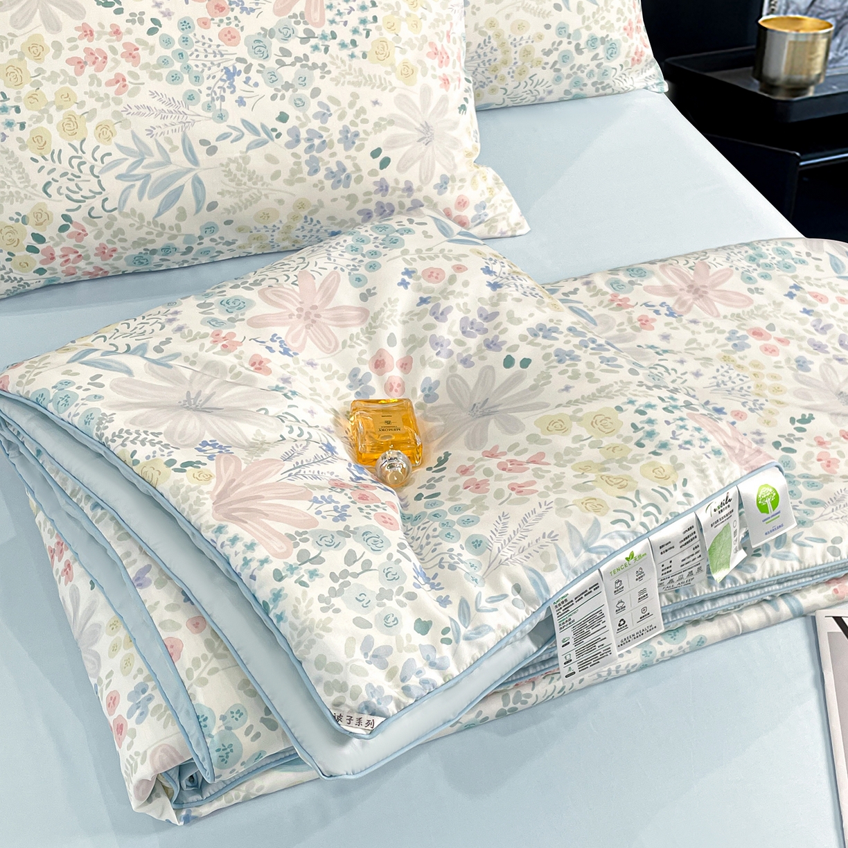 91家纺网 家纺一手货源 找家纺 （总）尊妙被业 2026春夏新款莱赛尔天丝夏被蚕蛹蛋白夏被夏凉被空调被四件套-印花款