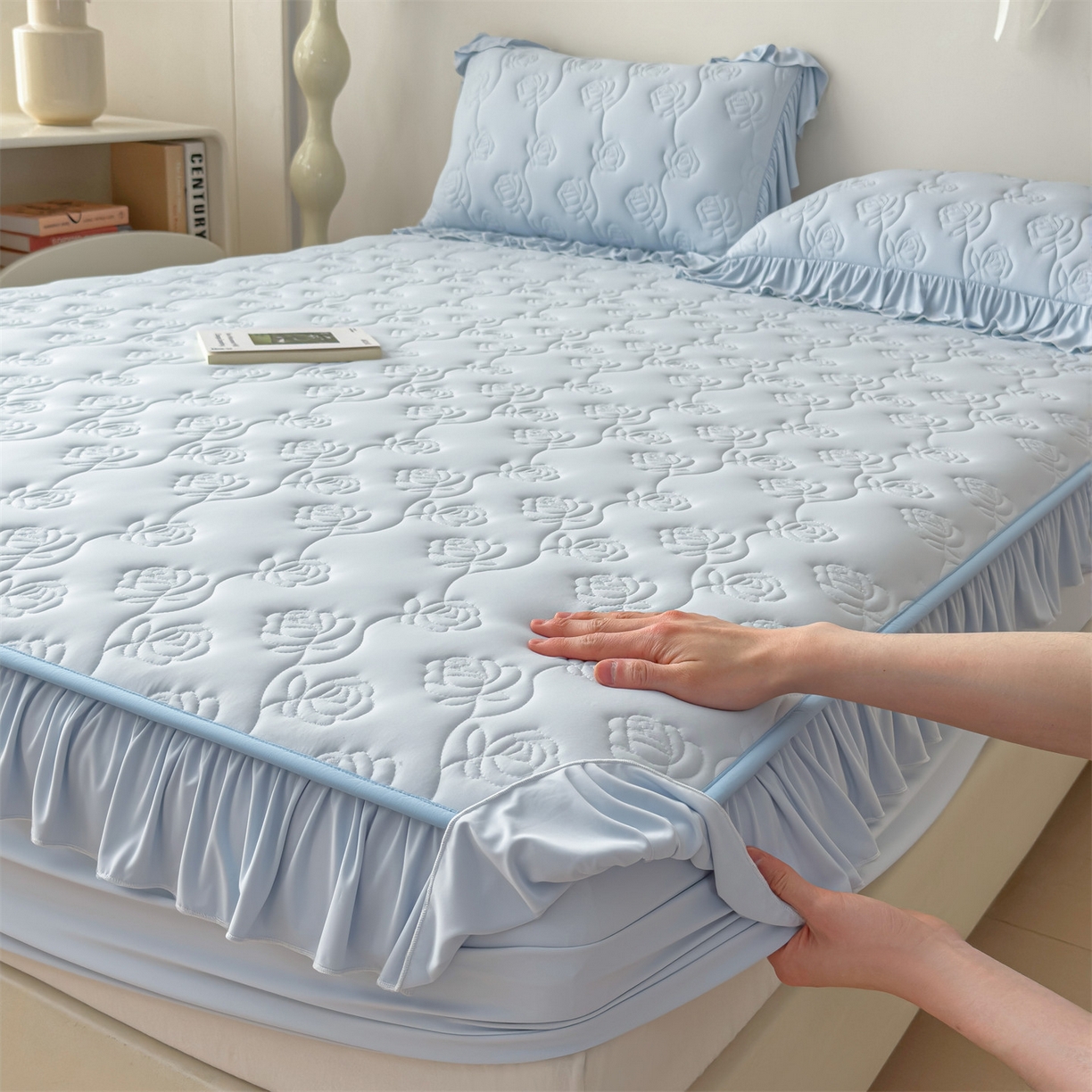 91家纺网 家纺一手货源 找家纺 雯豆家纺 【10A抗菌】2026新品氨纶凉感丝花边床笠三件套+花边夏被夏凉被四件套 氨纶花边床笠-水蓝