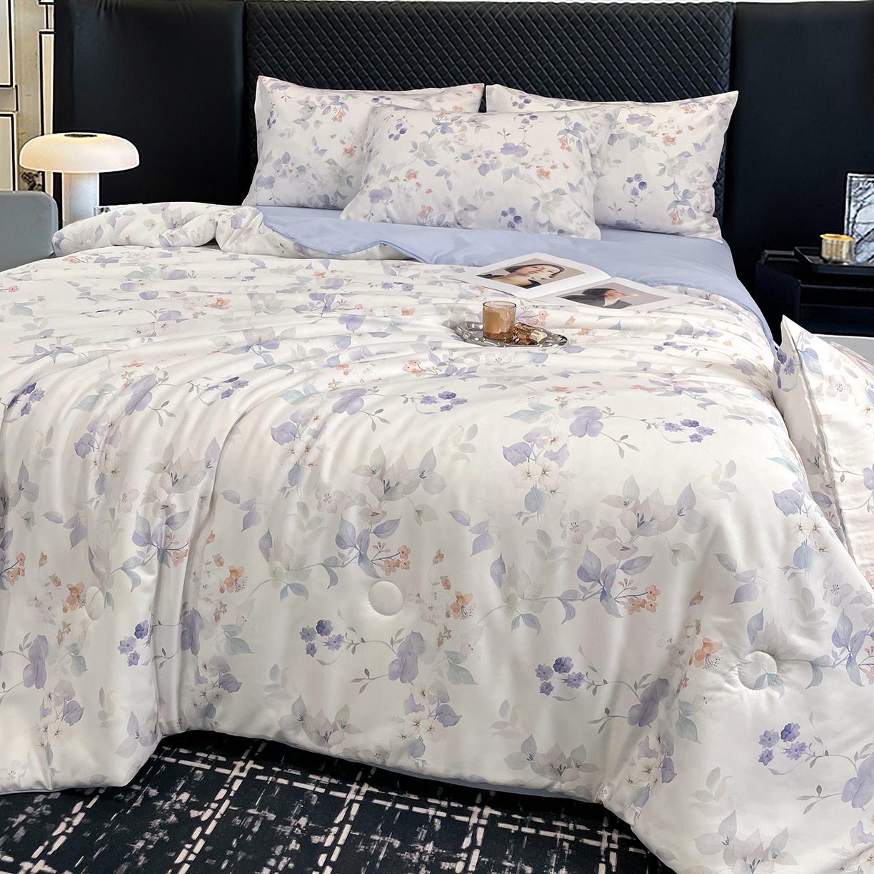 91家纺网 家纺一手货源 找家纺 尊妙被业 2026春夏新款莱赛尔天丝夏被蚕蛹蛋白夏被夏凉被空调被四件套-印花款 花颜外-蓝