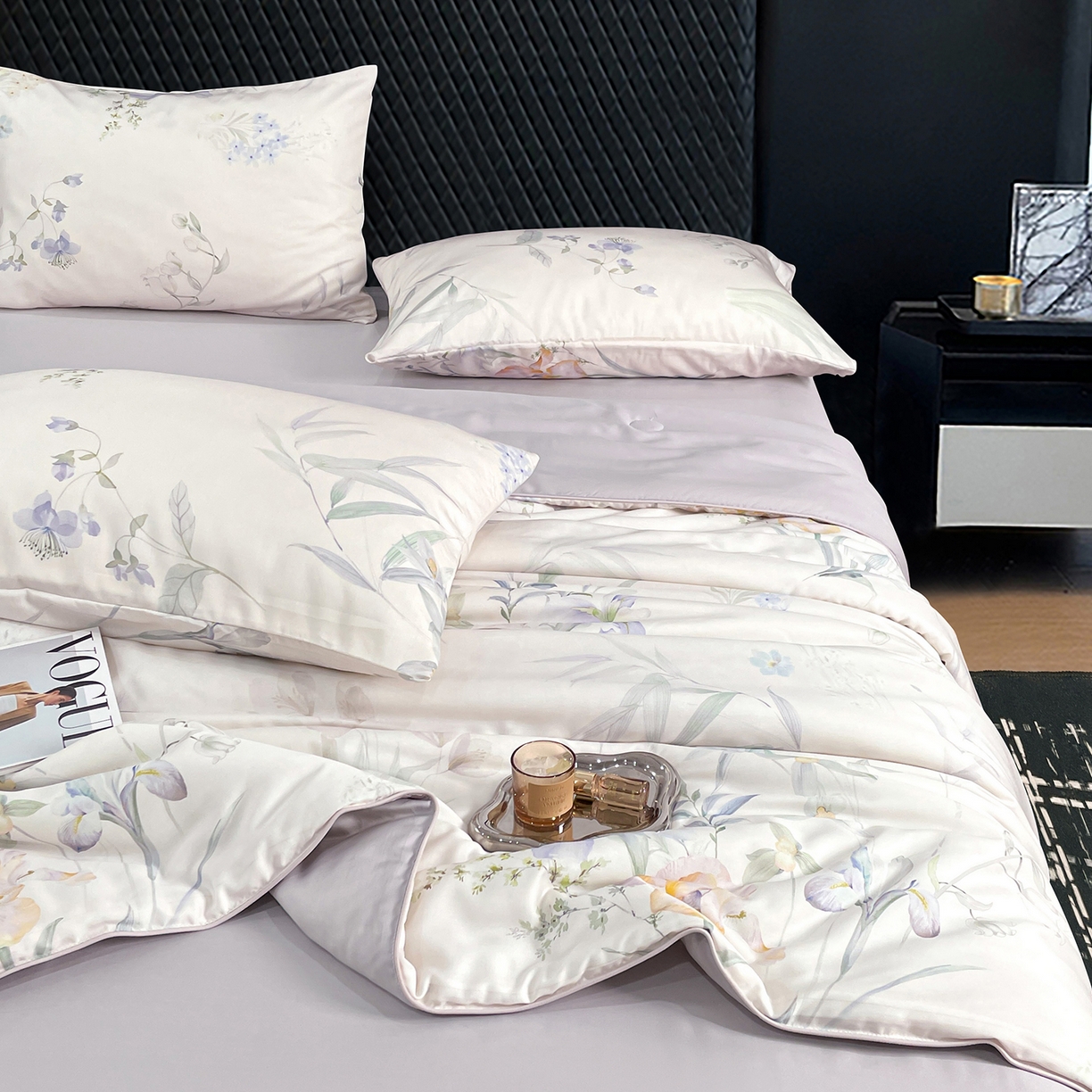 91家纺网 家纺一手货源 找家纺 尊妙被业 2026春夏新款莱赛尔天丝夏被蚕蛹蛋白夏被夏凉被空调被四件套-印花款 林屿间-粉