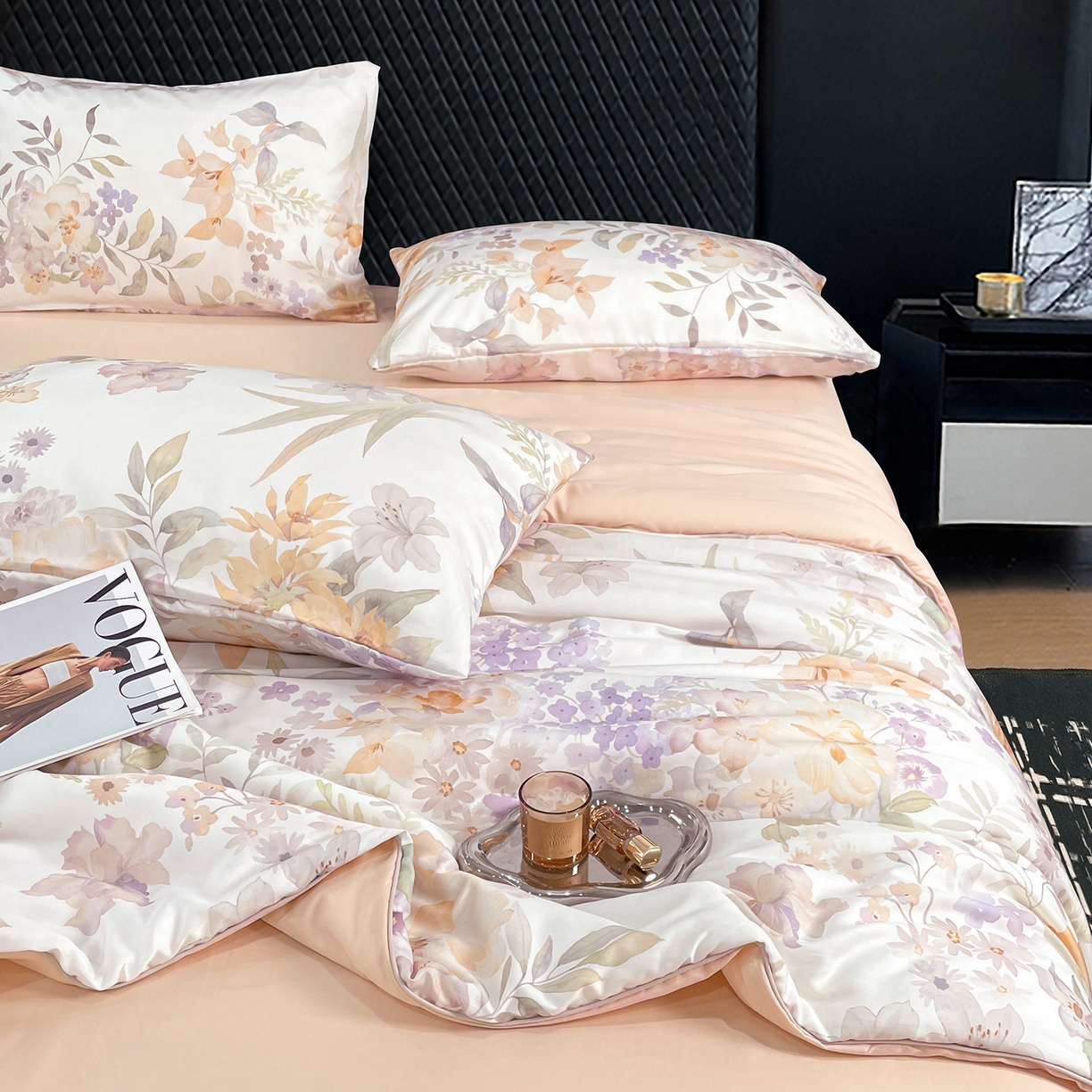 91家纺网 家纺一手货源 找家纺 尊妙被业 2026春夏新款莱赛尔天丝夏被蚕蛹蛋白夏被夏凉被空调被四件套-印花款 林语花夏-米