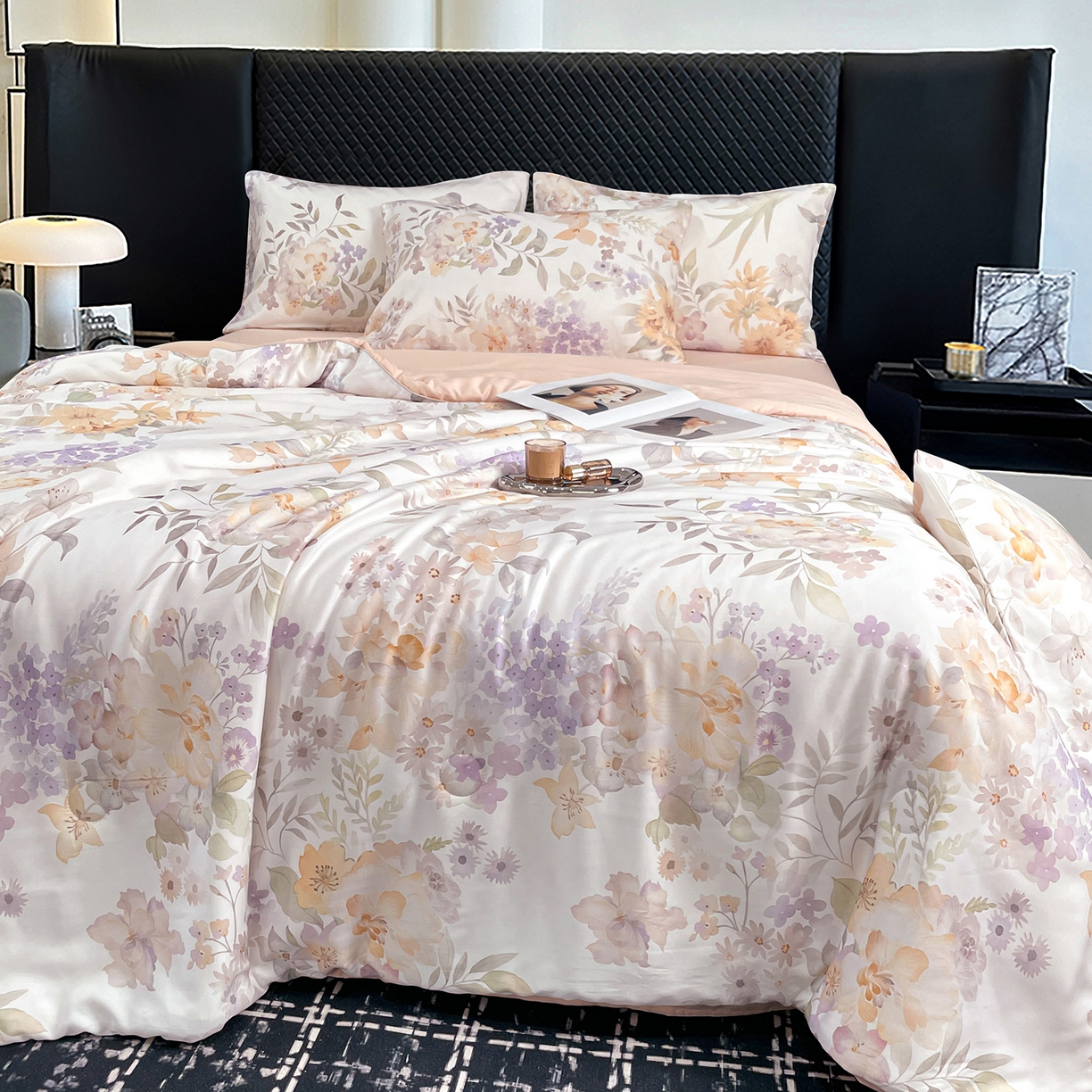 91家纺网 家纺一手货源 找家纺 尊妙被业 2026春夏新款莱赛尔天丝夏被蚕蛹蛋白夏被夏凉被空调被四件套-印花款 林语花夏-米