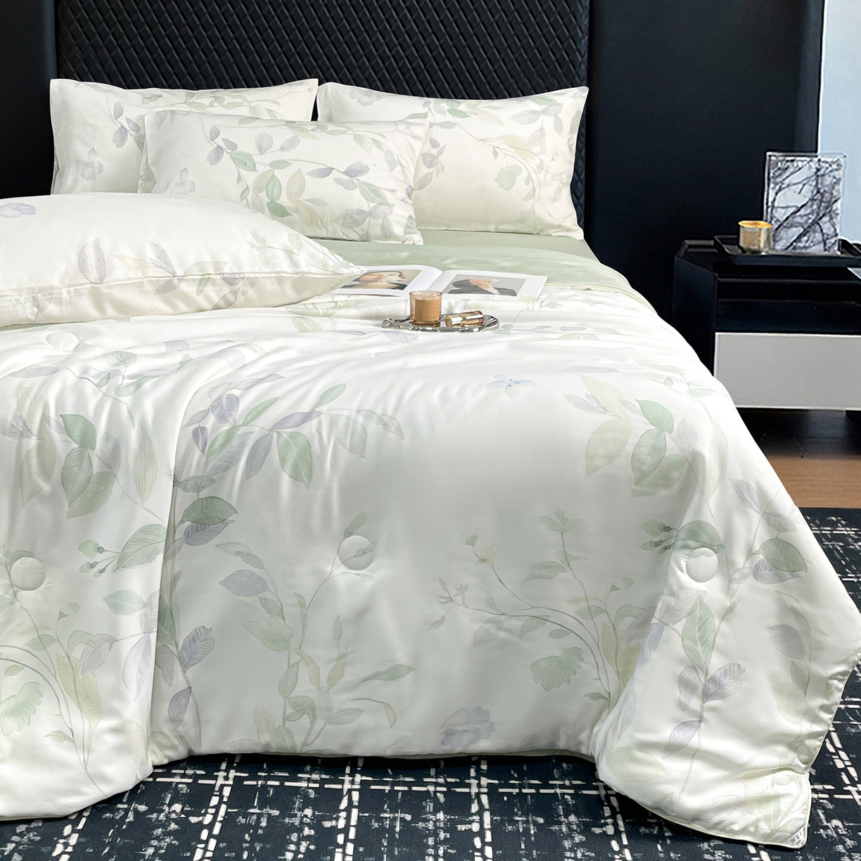 91家纺网 家纺一手货源 找家纺 尊妙被业 2026春夏新款莱赛尔天丝夏被蚕蛹蛋白夏被夏凉被空调被四件套-印花款 柳语素枝-绿