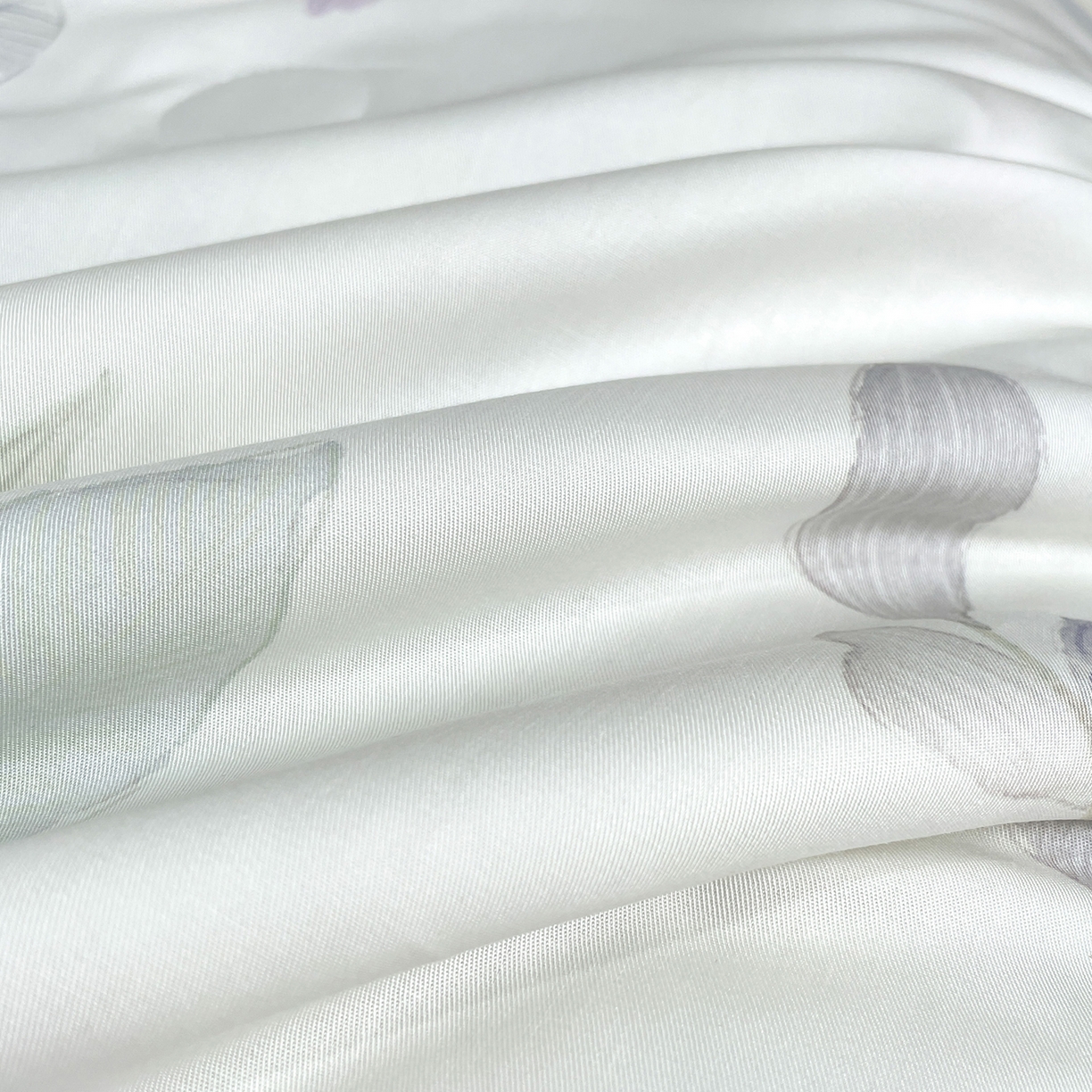 91家纺网 家纺一手货源 找家纺 尊妙被业 2026春夏新款莱赛尔天丝夏被蚕蛹蛋白夏被夏凉被空调被四件套-印花款 柳语素枝-绿