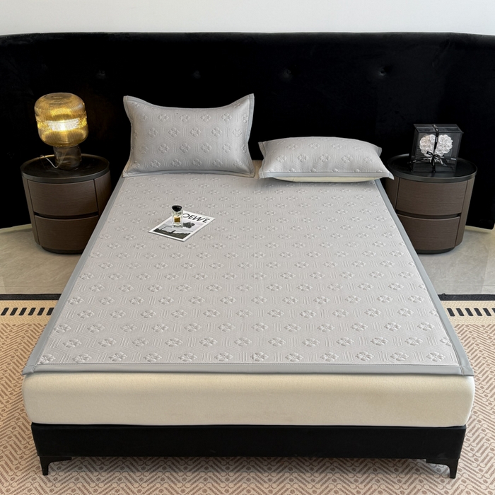 91家纺网 家纺一手货源 找家纺 喜梦缘家纺 2026新款复合中分子PE100%聚乙烯乙纶色织提花凉感软凉席席子 四叶草-灰