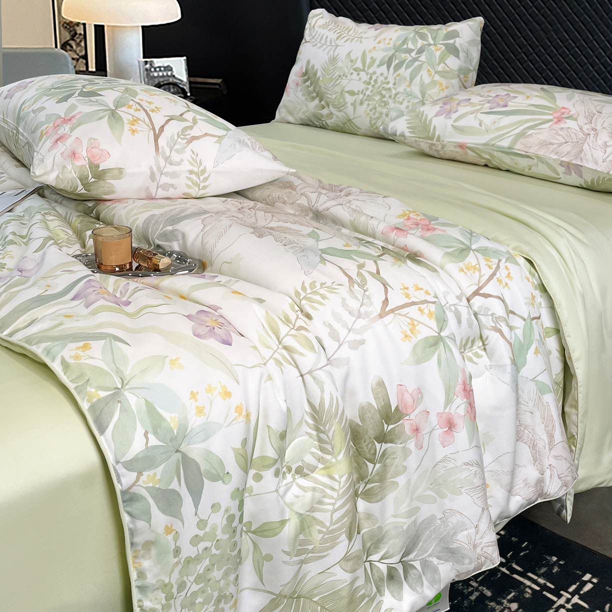 91家纺网 家纺一手货源 找家纺 尊妙被业 2026春夏新款莱赛尔天丝夏被蚕蛹蛋白夏被夏凉被空调被四件套-印花款 蔓行-绿