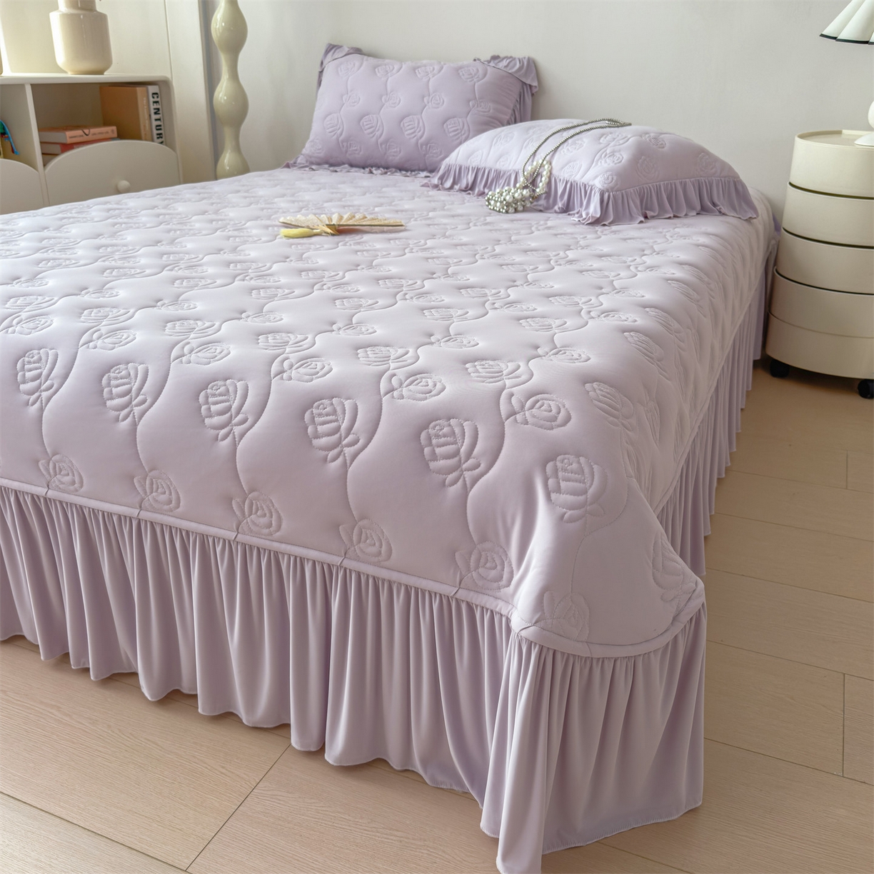 91家纺网 家纺一手货源 找家纺 （总）雯豆家纺 【10A抗菌】2026新款氨纶凉感丝花边床裙床盖夏季冰感床罩+花边夏被四件套