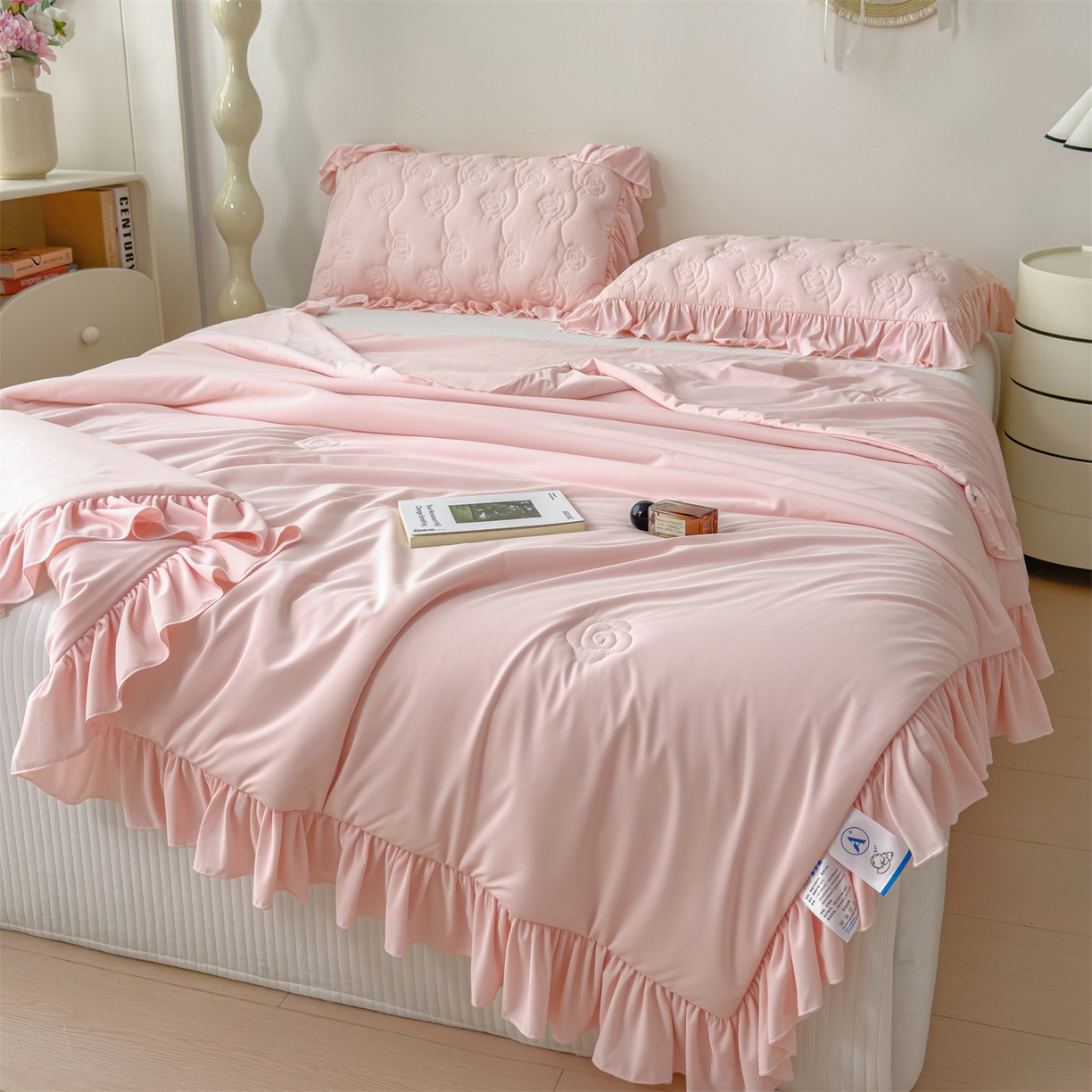 91家纺网 家纺一手货源 找家纺 雯豆家纺 【10A抗菌】2026新款氨纶凉感丝花边夏被夏凉被夏季冰丝空调被子被芯 氨纶花边夏被-浅粉