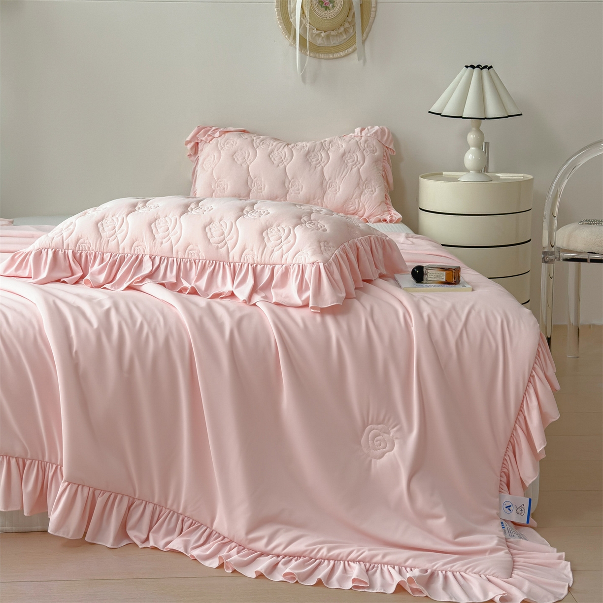 91家纺网 家纺一手货源 找家纺 雯豆家纺 【10A抗菌】2026新款氨纶凉感丝花边夏被夏凉被夏季冰丝空调被子被芯 氨纶花边夏被-浅粉