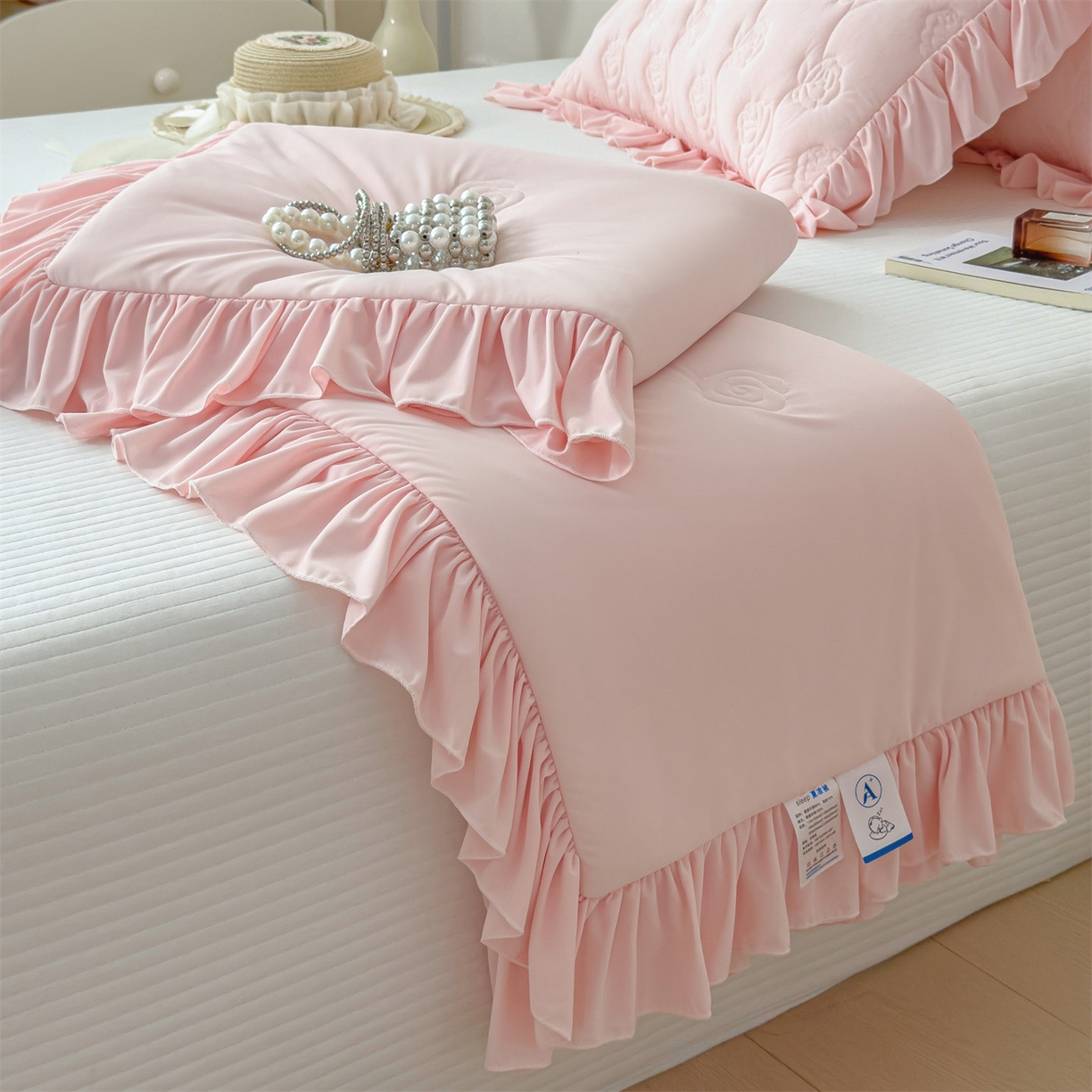 91家纺网 家纺一手货源 找家纺 雯豆家纺 【10A抗菌】2026新款氨纶凉感丝花边夏被夏凉被夏季冰丝空调被子被芯 氨纶花边夏被-浅粉