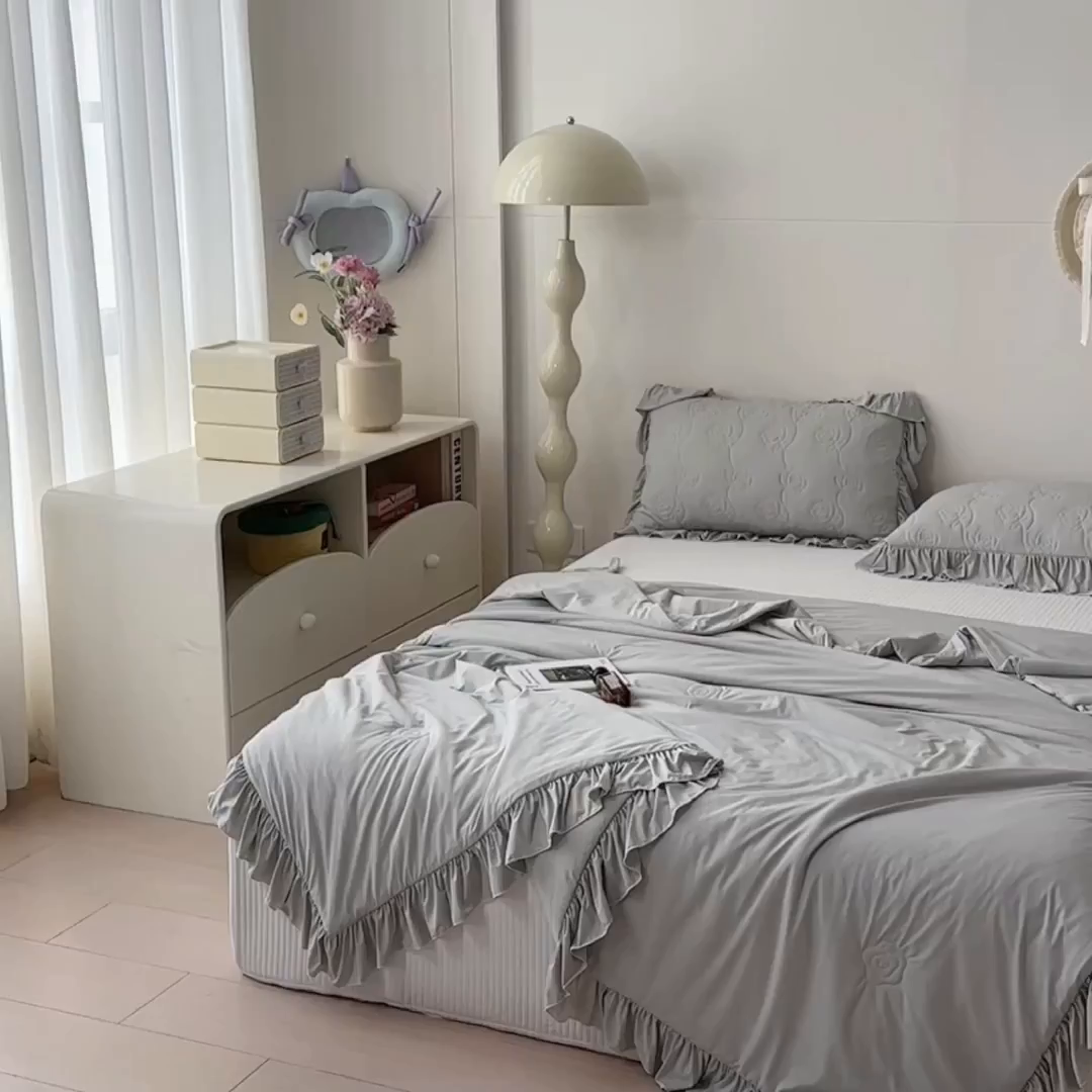 91家纺网 家纺一手货源 找家纺 雯豆家纺 【10A抗菌】2026新款氨纶凉感丝花边夏被夏凉被夏季冰丝空调被子被芯 氨纶花边夏被-浅灰