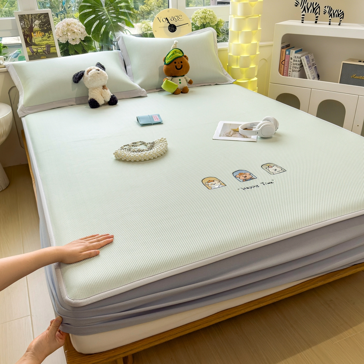 91家纺网 家纺一手货源 找家纺 眠多宝（绒多宝） 2026新款可机洗冰豆豆冰丝席凉席席子a类母婴级婴儿可用凉感值过0.21夏天 萌趣时光床笠款