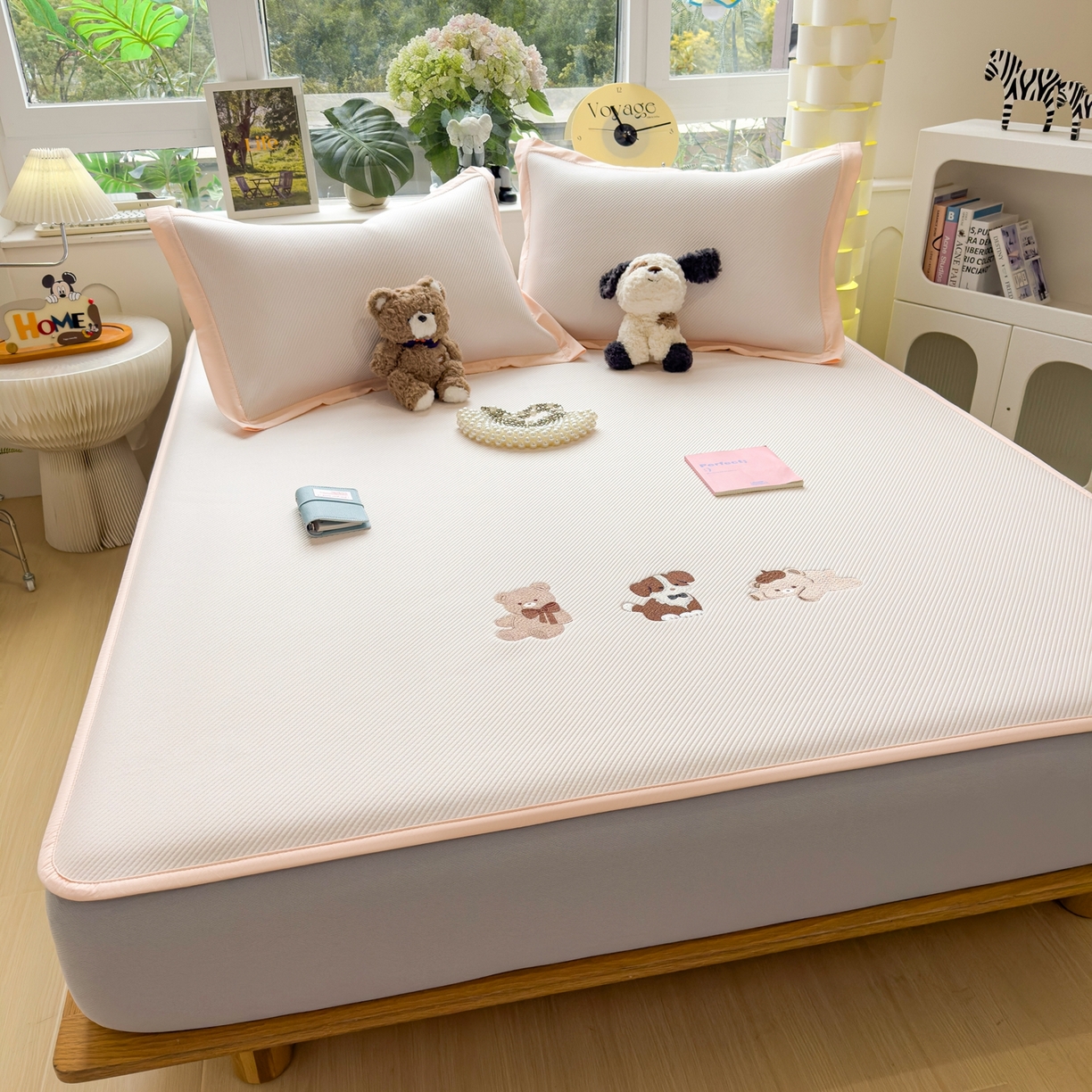 91家纺网 家纺一手货源 找家纺 眠多宝（绒多宝） 2026新款可机洗冰豆豆冰丝席凉席席子a类母婴级婴儿可用凉感值过0.21夏天 软萌小熊床笠款